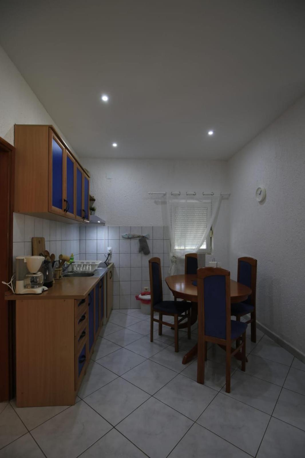 Easy Summer *** Vir Exterior foto